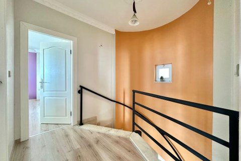 ویلا در Tepe،  Alanya ، ترکیه 130 متر مربع.  شماره 221668 - 10