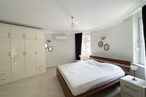 ویلا در  Oba ، ترکیه 400 متر مربع.  شماره 221665 - 17