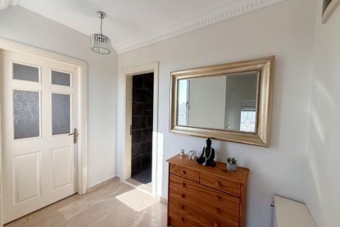 ویلا در  Oba ، ترکیه 400 متر مربع.  شماره 221665 - 23