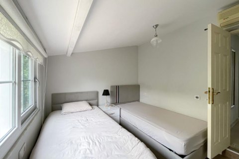 ویلا در  Oba ، ترکیه 400 متر مربع.  شماره 221665 - 21