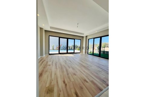 7+1 Villa i Bueyuekcekmece, istanbul, Turkiet Nr. 225230 - 3