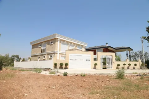 آپارتمان در  Mugla ، ترکیه 5 خوابه ، 525 متر مربع.  شماره 223929 - 2