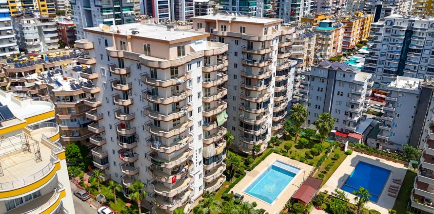 2+1 Apartment  in Mahmutlar, Antalya, Turkey No. 225371