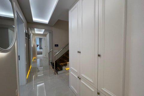 2+1 Leilighet  i Mahmutlar, Antalya, Tyrkia Nr. 225369 - 12