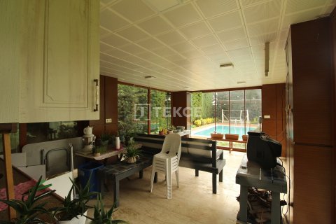 Продажа виллы  в Бююкчекмедже, Стамбуле, Турция 10+3, 750м2, №223166 – фото 16