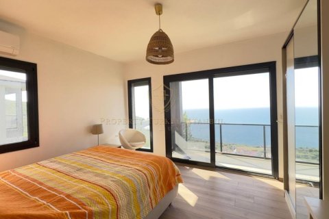 3+1 Villa  in Izmir, Turkey No. 224934
