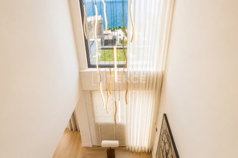 Villa for sale in Milas, Mugla, Turkey, 4 bedrooms, 260m2, No. 237452 – photo 21