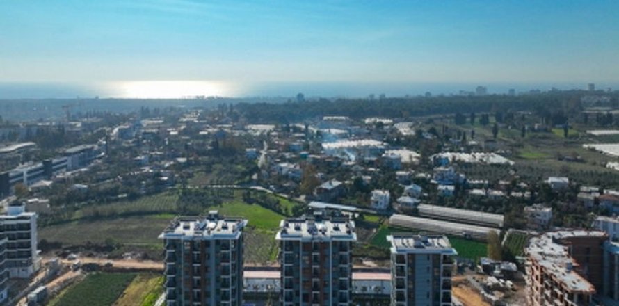 2+1 Apartment  in Aksu, Antalya, Turkey No. 218110