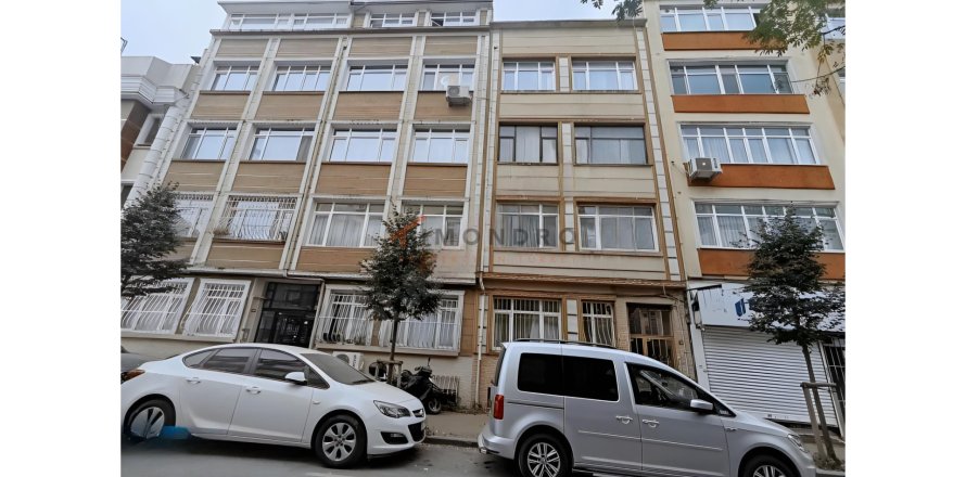3+1 Apartment  in Fatih, Istanbul, Turkey No. 219829