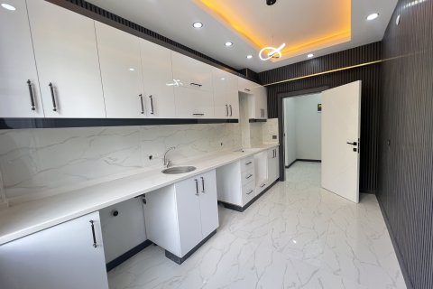 Apartment for sale  in Antalya, Turkey, 1 bedroom, 135m2, No. 224411 – photo 6