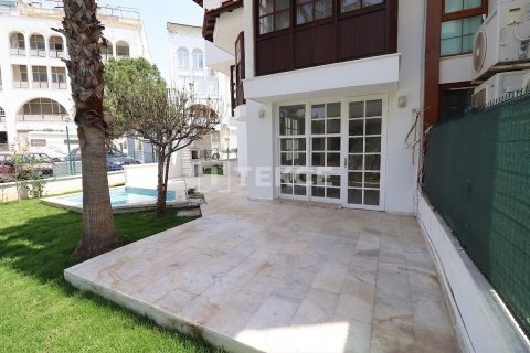 Villa for sale  in Antalya, Turkey, 3 bedrooms, 285m2, No. 224406 – photo 2