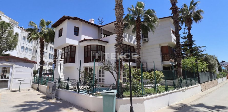 3+2 Villa  in Antalya, Turkey No. 224406