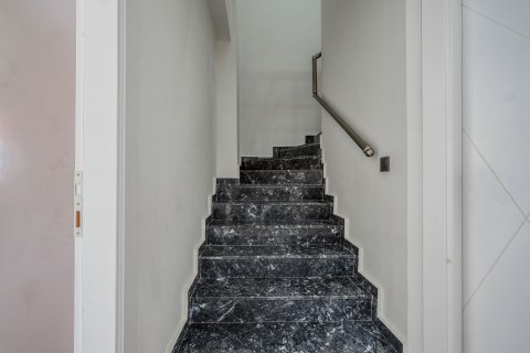 2+1 Leilighet  i Mahmutlar, Antalya, Tyrkia Nr. 221271 - 9