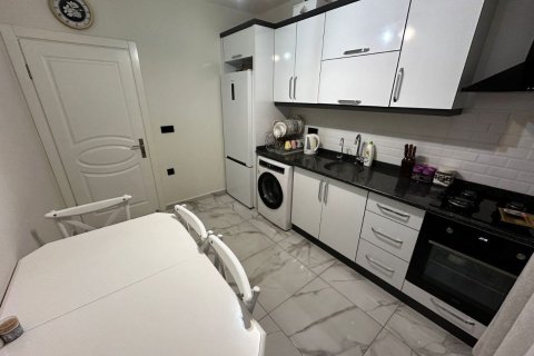 2+1 Leilighet  i Mahmutlar, Antalya, Tyrkia Nr. 217805 - 3