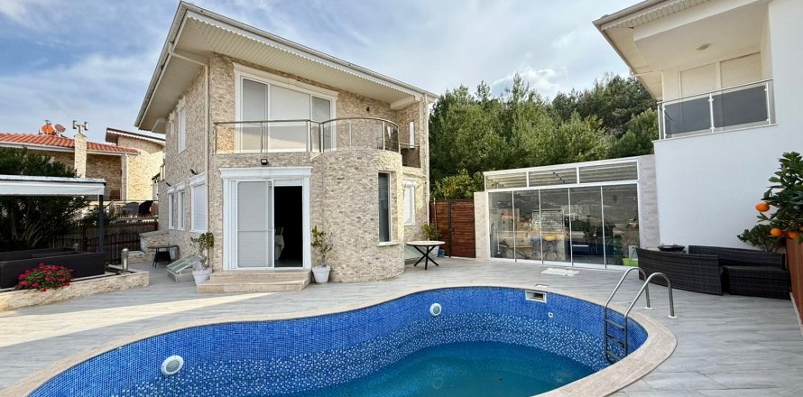 5+1 Villa  i Alanya, Antalya, Turkiet Nr. 217802
