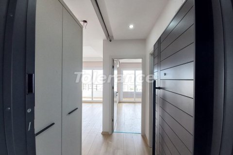 آپارتمان در  Mersin ، ترکیه 1 خوابه ، 52 متر مربع.  شماره 227781 - 2