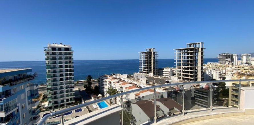 Квартира  4-х ком. в Махмутларе, Анталья, Турция №216361