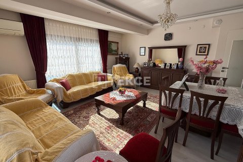 3+1 Lejlighed  i Izmir, Tyrkiet Nr. 216366 - 7