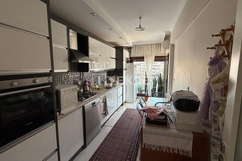 3+1 Lejlighed  i Izmir, Tyrkiet Nr. 216366 - 12