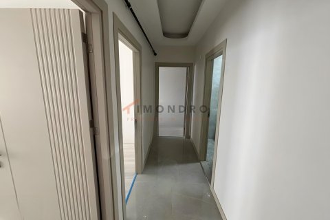 آپارتمان در Zeytinburnu،  Istanbul ، ترکیه 2 خوابه ، 75 متر مربع.  شماره 237652 - 14