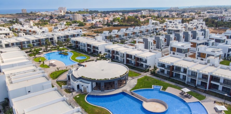 Apartment in Famagusta, Northern Cyprus No. 237658