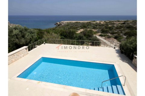 4+1 Villa  i Esentepe, Girne,  Nr. 224485