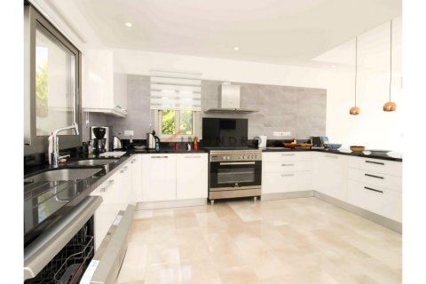 4+1 Villa  i Esentepe, Girne,  Nr. 224485 - 14