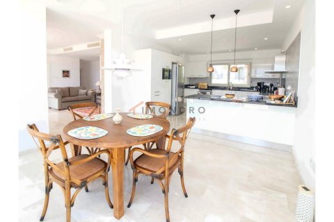 4+1 Villa  i Esentepe, Girne,  Nr. 224485 - 13