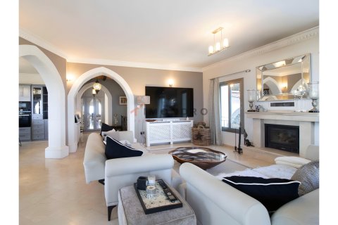 Villa for sale  in Karsiyaka, Girne, Northern Cyprus, 4 bedrooms, 280m2, No. 224486 – photo 9