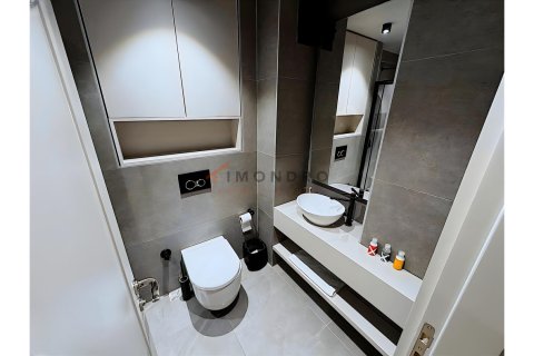 2+1 Wohnung  in Besiktas, Istanbul, Türkei Nr. 224484 - 21