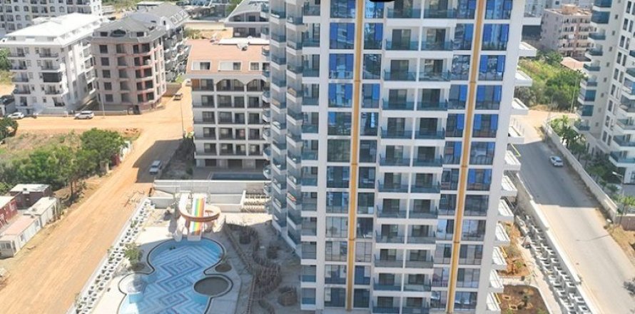1+0 Apartment in Mahmutlar, Antalya, Turkey No. 232211