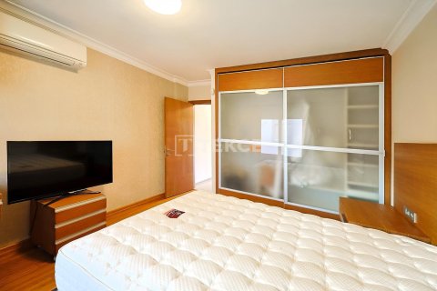 ویلا در Izmir ، ترکیه 5 خوابه ، 570 متر مربع. شماره 228895 - 22