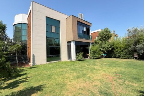 4+1 Villa  i Antalya, Tyrkia Nr. 228899