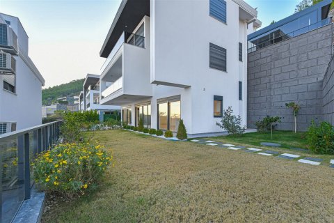 ویلا در  Alanya ، ترکیه 5 خوابه ، 460 متر مربع.  شماره 221533 - 28