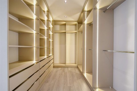 ویلا در  Alanya ، ترکیه 5 خوابه ، 460 متر مربع.  شماره 221533 - 24