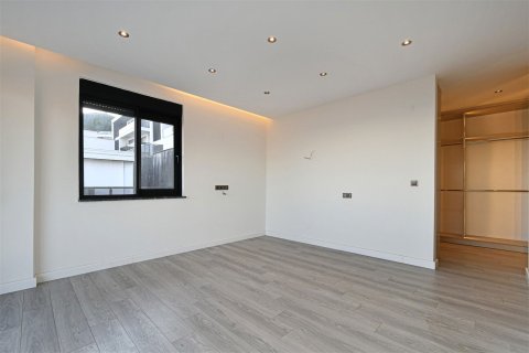 ویلا در  Alanya ، ترکیه 5 خوابه ، 460 متر مربع.  شماره 221533 - 23