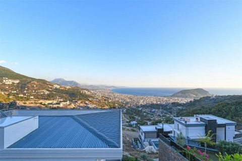 ویلا در  Alanya ، ترکیه 5 خوابه ، 460 متر مربع.  شماره 221533 - 21