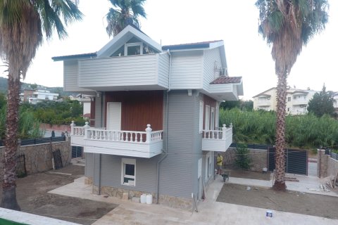 ویلا در Kemer ، ترکیه 4 خوابه ، 250 متر مربع. شماره 221539 - 3