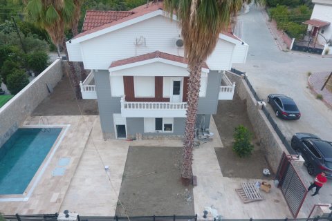 ویلا در Kemer ، ترکیه 4 خوابه ، 250 متر مربع. شماره 221539 - 2