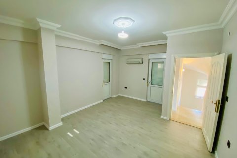 ویلا در Kemer ، ترکیه 4 خوابه ، 250 متر مربع. شماره 221539 - 15