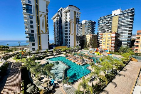 1+1 Lägenhet i Mahmutlar, Antalya, Turkiet Nr. 215244 - 1
