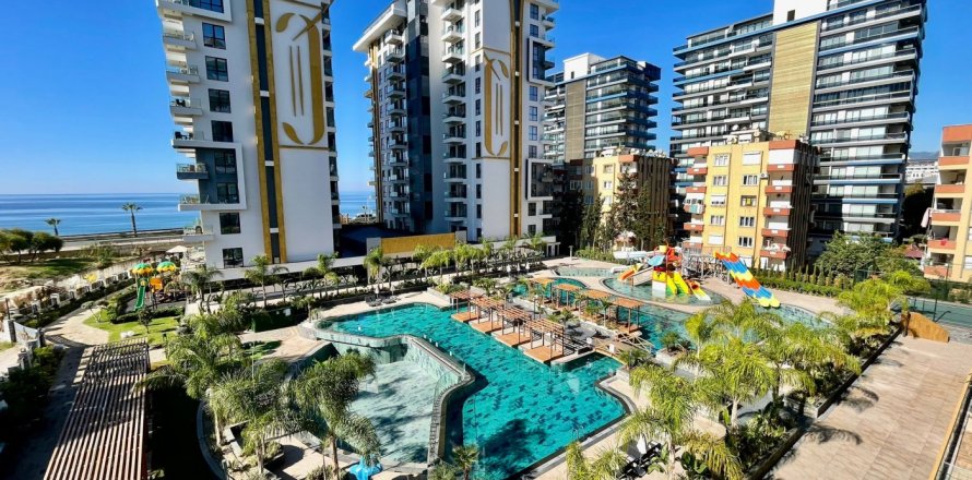 1+1 Lägenhet i Mahmutlar, Antalya, Turkiet Nr. 215244