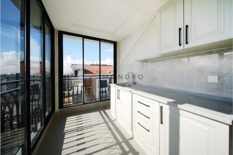 آپارتمان در  Serik ، ترکیه 6 خوابه ، 280 متر مربع.  شماره 221115 - 19