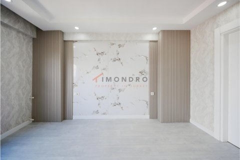 آپارتمان در  Serik ، ترکیه 6 خوابه ، 280 متر مربع.  شماره 221115 - 30