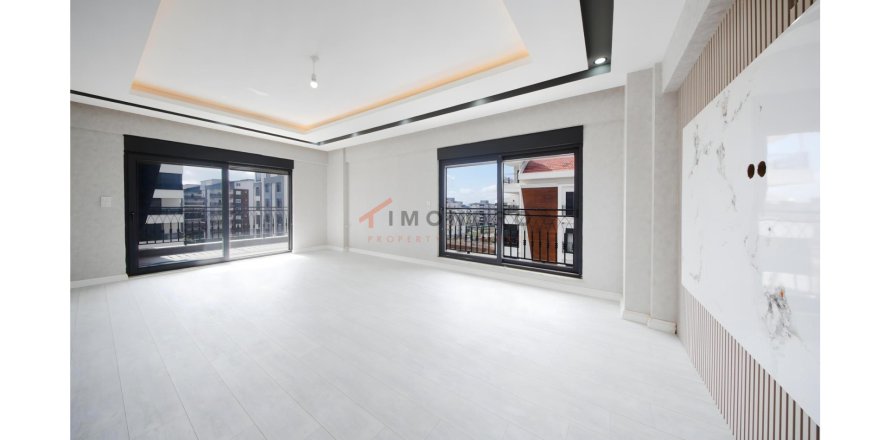 آپارتمان در  Serik ، ترکیه 6 خوابه ، 280 متر مربع.  شماره 221115