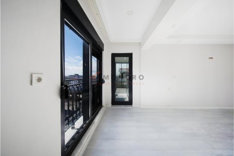 آپارتمان در  Serik ، ترکیه 6 خوابه ، 280 متر مربع.  شماره 221115 - 16