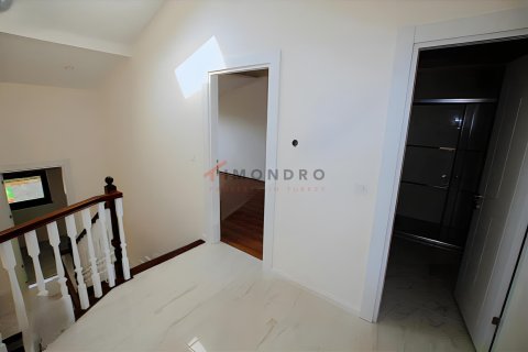 Villa for sale  in Sariyer, Istanbul, Turkey, 4 bedrooms, 290m2, No. 221117 – photo 9