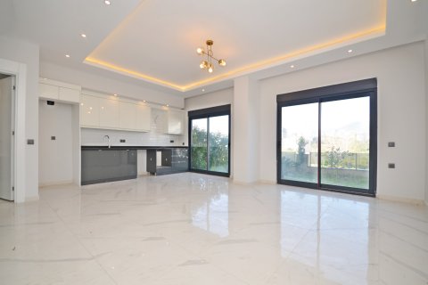 Аренда квартиры  в Аланье, Анталье, Турция 2+1, 110м2, №216658 – фото 15