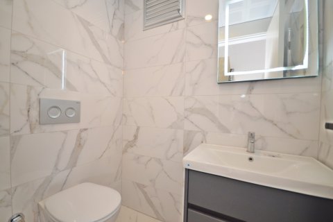 Аренда квартиры  в Аланье, Анталье, Турция 2+1, 110м2, №216658 – фото 17