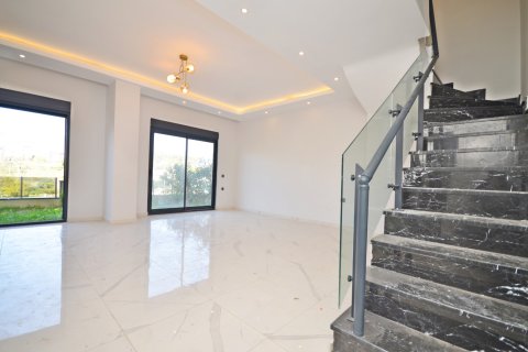 Аренда квартиры  в Аланье, Анталье, Турция 2+1, 110м2, №216658 – фото 20